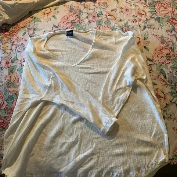 Spirit Womenโs Thermal Solid White Size XL - Picture 2 of 4